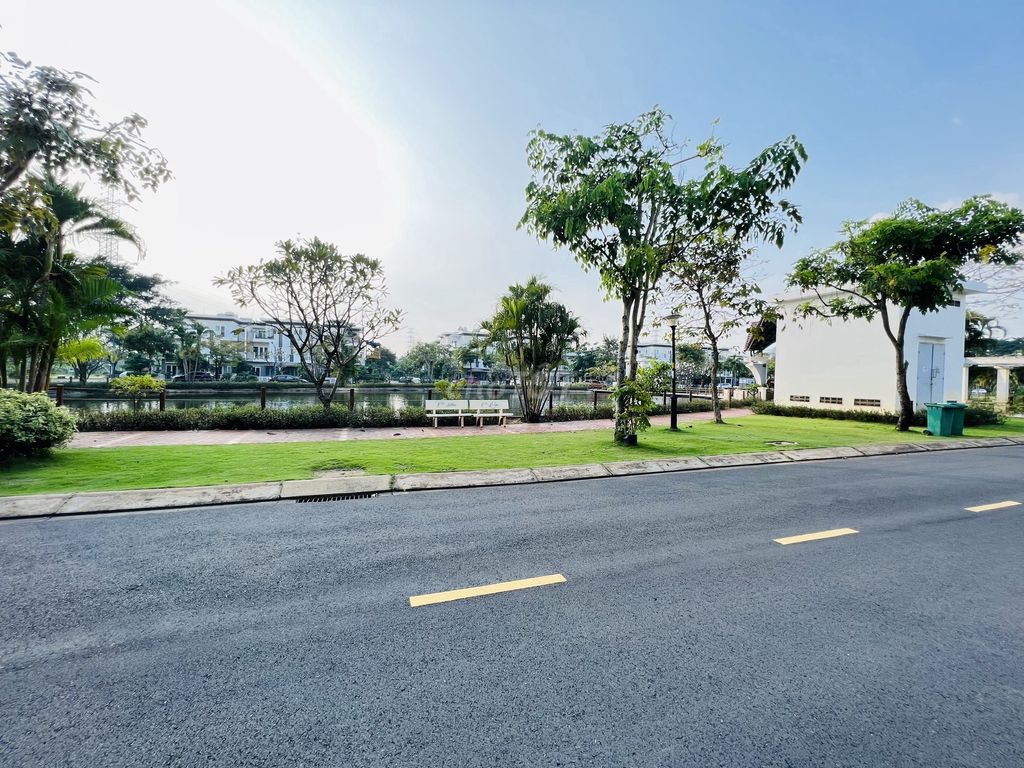 Аренда · 1 комн. · 100 м² · Thành phố Thủ Đức, ул. Vành Đai Trong