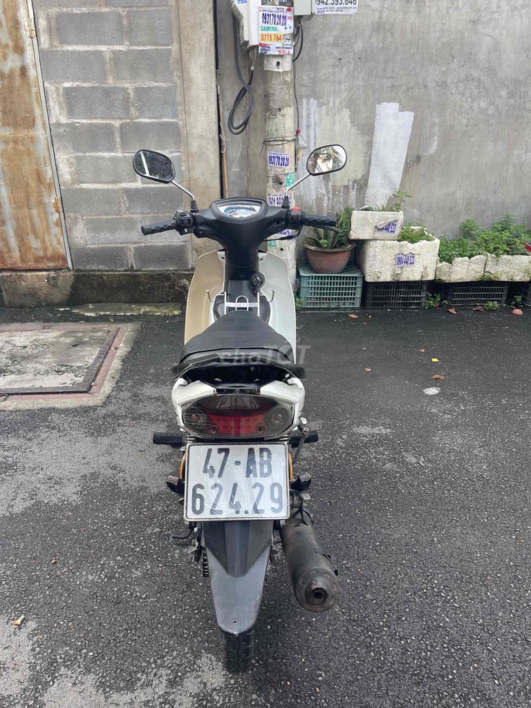 Bán sirius 50cc học sinh, giấy tờ đầy đủ. Mua bán Xe máy tại Thành phố Thủ Đức Tp Hồ Chí Minh được đăng bởi Bảo An hình 4