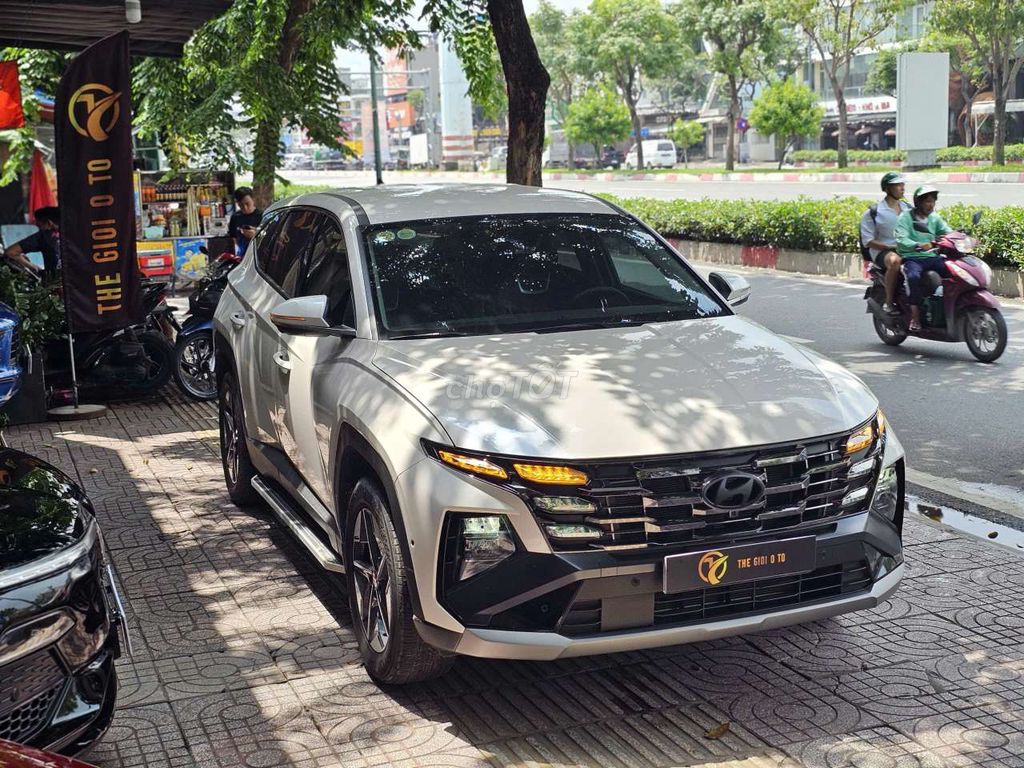 Hyundai Tucson 2025 2.0 Đặc Biệt 16.700 km Trắng