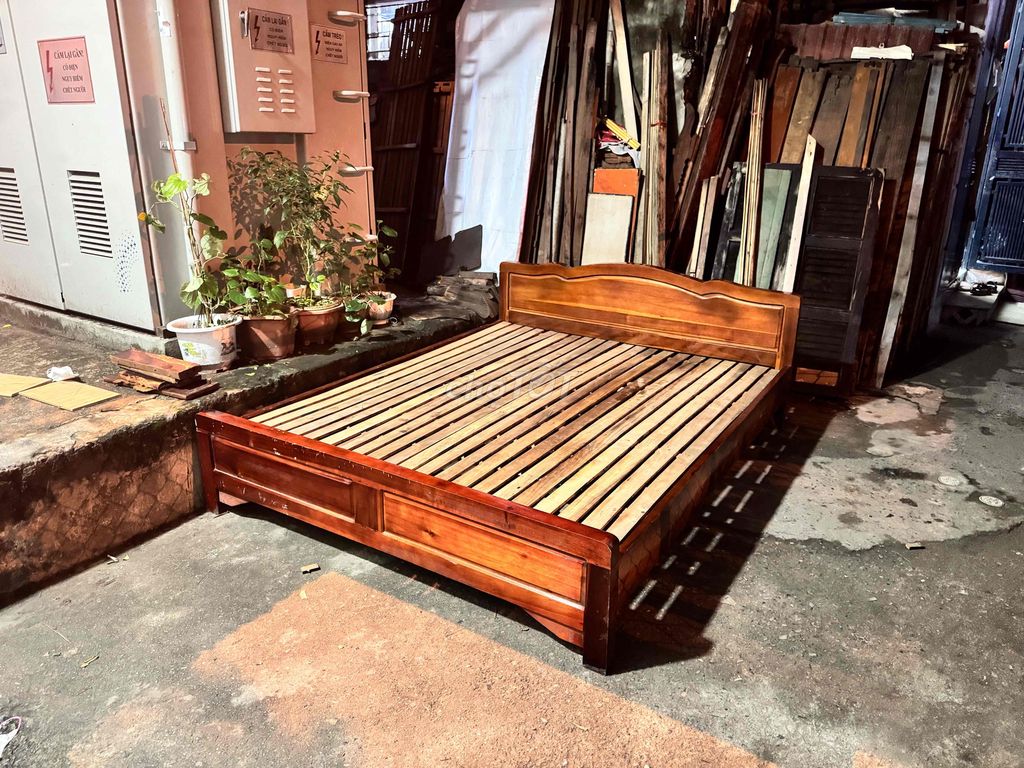 Giường 1m6x2m. Mua bán Giường, chăn ga gối nệm tại Quận Thanh Xuân Hà Nội được đăng bởi Hưng hình 1