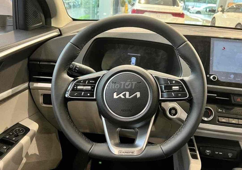 CARENS TẬP LÁI - sẵn tất cả, mua về dạy thôi. Mua bán Ô tô tại Quận Cái Răng Cần Thơ được đăng bởi Trang KIA MAZDA CẦN THƠ hình 4