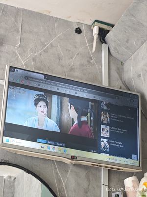 Bán màn hình 32in hơi ám tối 2 chỗ như hình.. Mua bán Tivi, Âm thanh tại Quận 4 Tp Hồ Chí Minh được đăng bởi Thanh Tâm