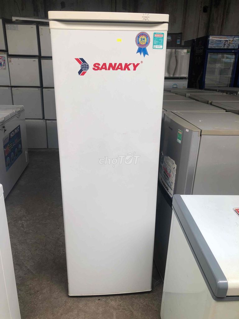 Tủ đông đứng Sanaky 230lit đông tốt. Mua bán Tủ lạnh tại Thành phố Thủ Đức Tp Hồ Chí Minh được đăng bởi Bích Phượng hình 1