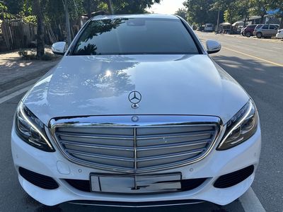 Mercedes-Benz C250 Exclusive 2016 màu trắng. Mua bán Ô tô tại Quận Thanh Xuân Hà Nội được đăng bởi Nguyễn Tuấn Hoàng