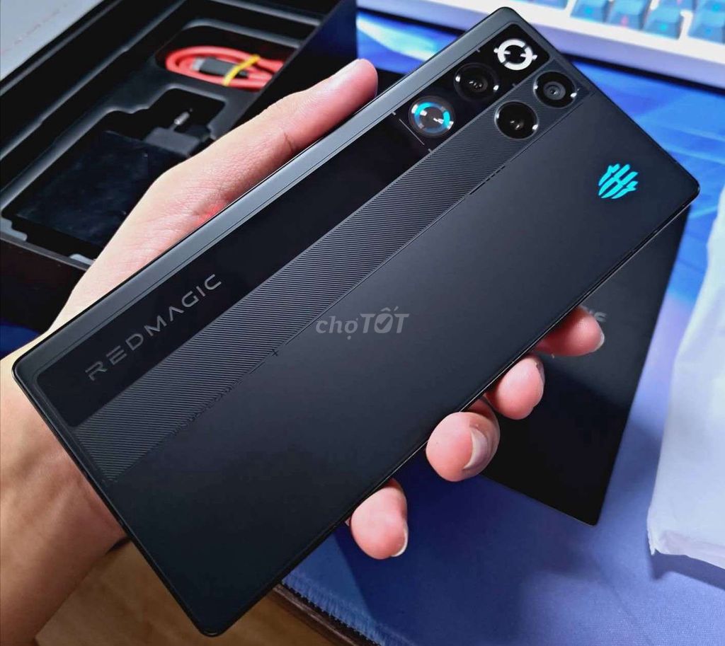 Redmagic 11 Pro Plus 12GB/256GB Đen. Mua bán Điện thoại tại Thị xã Bến Cát Bình Dương được đăng bởi Thanh an Trịnh hình 1