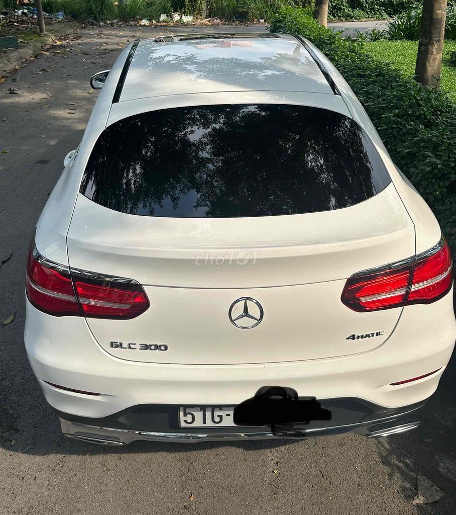 Bán GLC 300 Coupe Thể thao. Mua bán Ô tô tại Quận Gò Vấp Tp Hồ Chí Minh được đăng bởi Lanh Tran hình 8