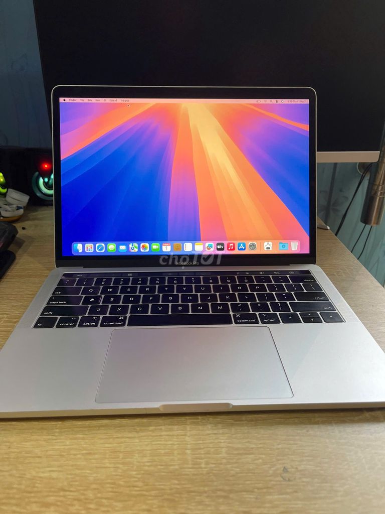 MacBook Pro 2019 i5 8GB/128GB 13.3inch Retina 2.5k. Mua bán Laptop tại Quận Gò Vấp Tp Hồ Chí Minh được đăng bởi KD Computer Shop hình 1