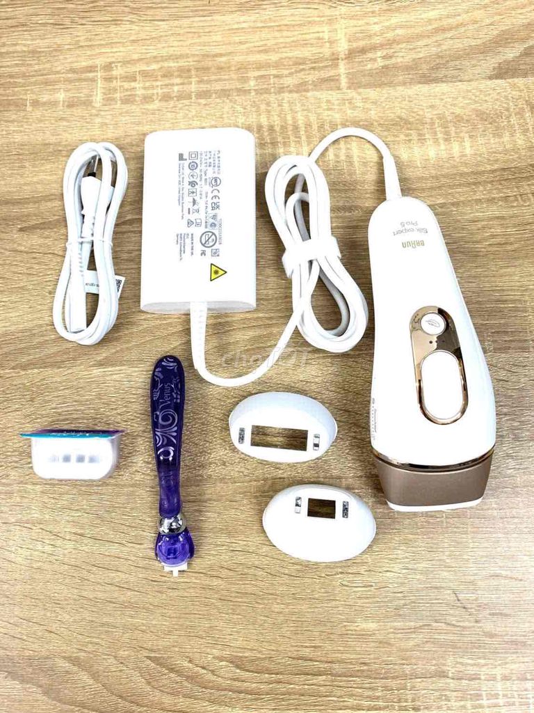 Máy triệt lông IPL Braun Silk-expert Pro 5 Trắng. Mua bán Phụ kiện thời trang khác tại Thành phố Trà Vinh Trà Vinh được đăng bởi Huỳnh Phạm hình 1