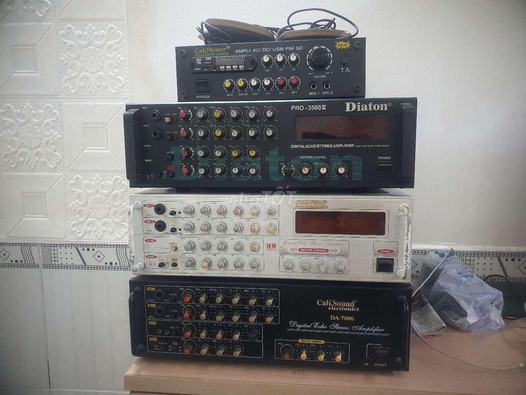 Dọn nhà bán vài cái ampli 300k cái. Mua bán Tivi, Âm thanh tại Quận Gò Vấp Tp Hồ Chí Minh được đăng bởi Loa Amply hình 1