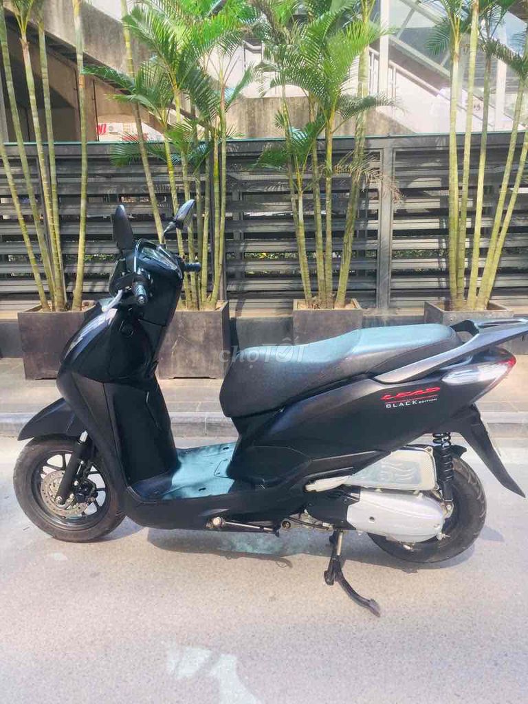 LEAD 125 mầu đen sần đèn lets pha 2 tầng. Mua bán Xe máy tại Quận Hoàng Mai Hà Nội được đăng bởi Lan hình 6