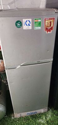 Cần bán lại tủ lạnh aquar
