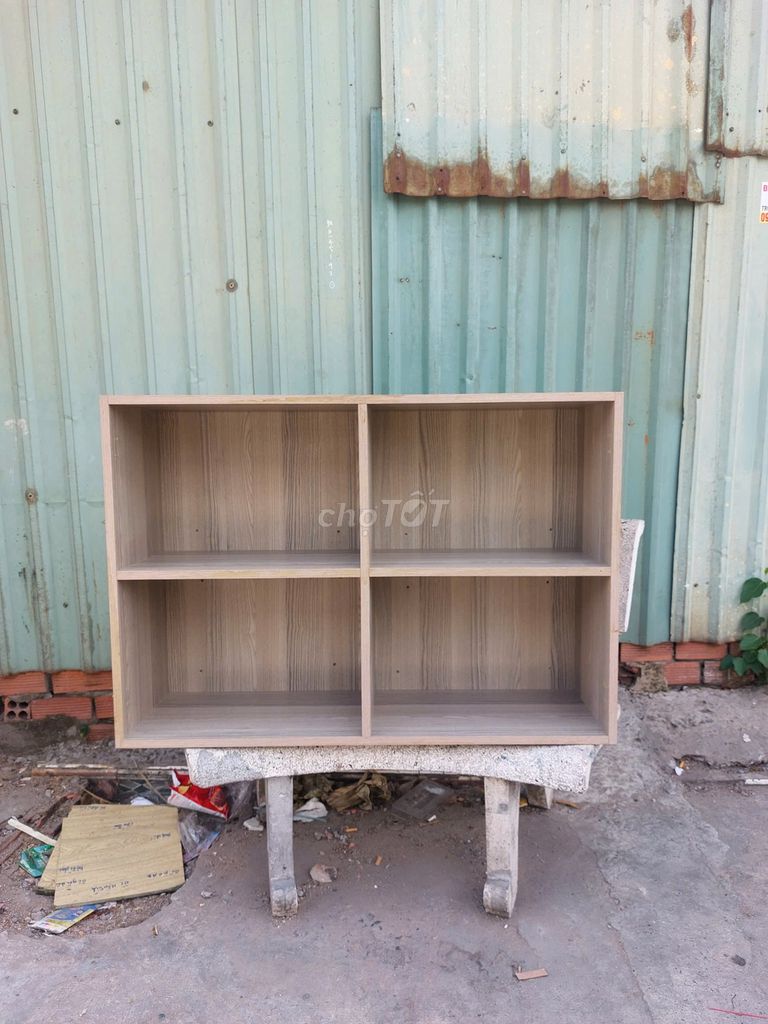Kệ gỗ đa năng 4 ngăn vân gỗ. Mua bán Tủ, kệ gia đình tại Quận Bình Tân Tp Hồ Chí Minh được đăng bởi HÀNG THANH LÝ NỘI THẤT 268 hình 1