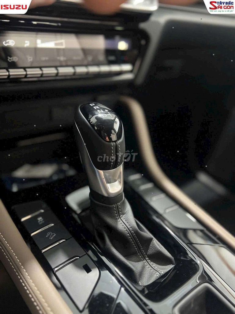 Bán xe Isuzu Mu X 2025. Mua bán Ô tô tại Huyện Hóc Môn Tp Hồ Chí Minh được đăng bởi Nguyễn hoàng minh hình 7