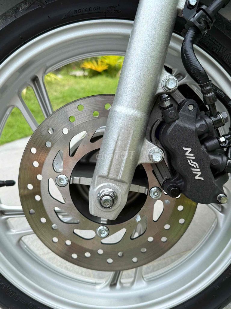 Honda SH150 CBS 2018 Trắng 4000 km. Mua bán Xe máy tại undefined undefined được đăng bởi Cửa Hàng Xe Máy Quang Sang hình 4