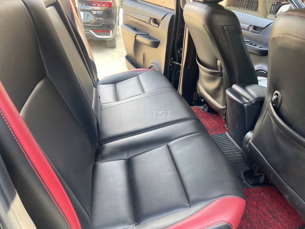 Toyota Hilux 2.4 AT một cầu Sx 2020 Nhập Thái. Mua bán Ô tô tại Quận Cầu Giấy Hà Nội được đăng bởi Hưng Toyota  hình 12