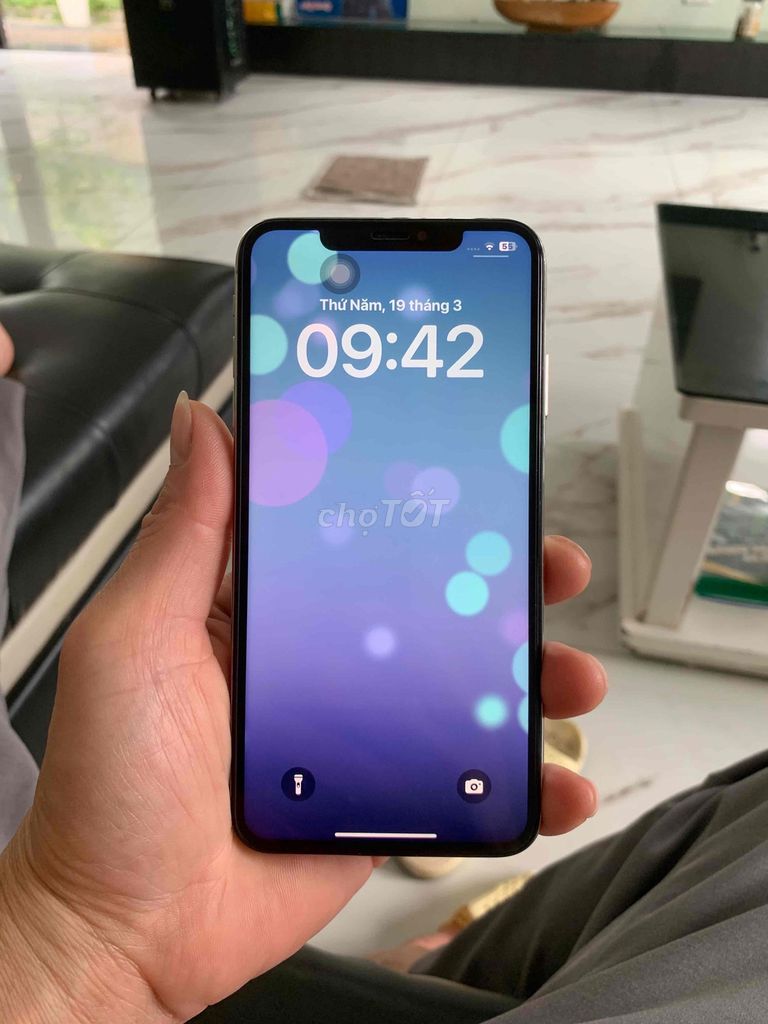 Apple iPhone XS Max 64GB Bạc. Mua bán Điện thoại tại Huyện Hoài Đức Hà Nội được đăng bởi Lan Hương hình 1