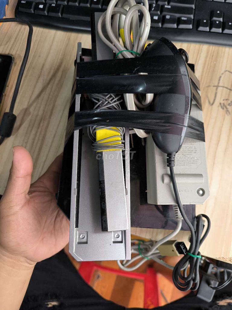 Máy chơi game Nintendo Wii Đen. Mua bán Thiết bị chơi game tại Quận Gò Vấp Tp Hồ Chí Minh được đăng bởi Tuấn đồ cũ NK hình 1