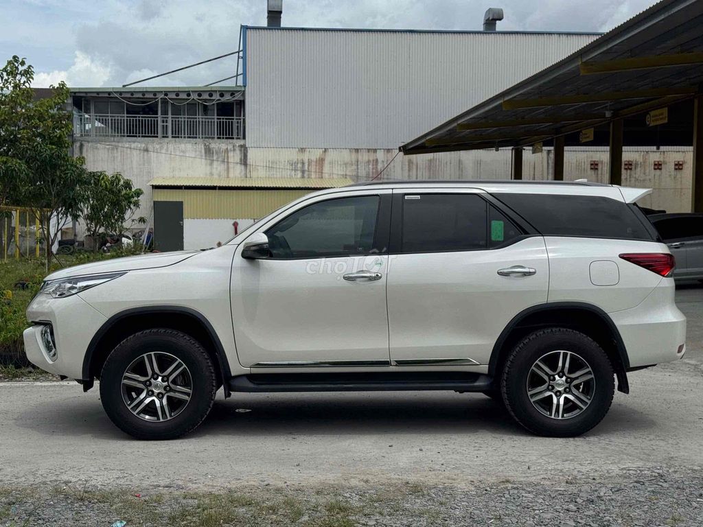 Toyota Fortuner 2018 2.7V 4x2 AT - 55000 km. Mua bán Ô tô tại Quận Cái Răng Cần Thơ được đăng bởi Quốc Việt Carpla Cần Thơ hình 18