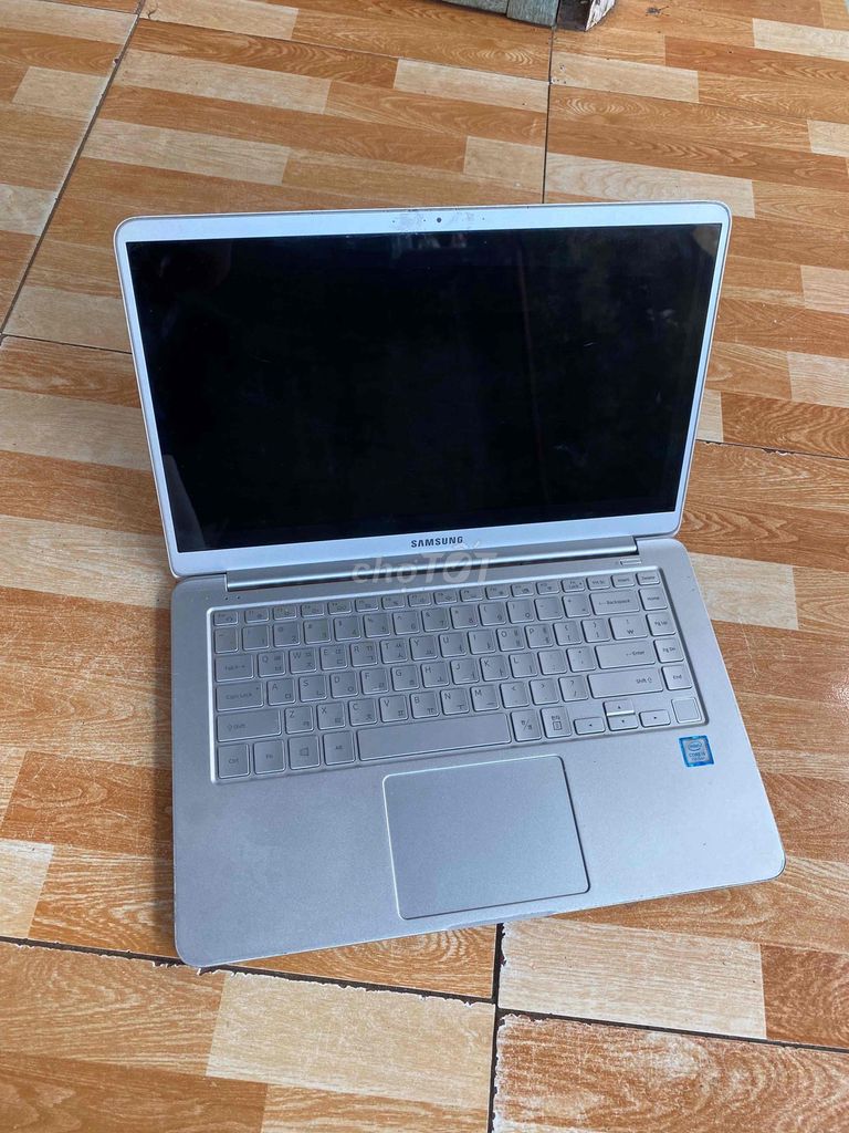 Samsung Laptop i5 Gen 7 Bạc Đã dùng. Mua bán Laptop tại Huyện Nhà Bè Tp Hồ Chí Minh được đăng bởi alo hình 1