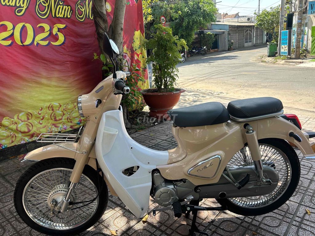 Xe máy điện Cub màu Kem xe mới. chúng thưởng bán. Mua bán Xe điện tại Quận 12 Tp Hồ Chí Minh được đăng bởi Xe Máy Anh Em hình 7