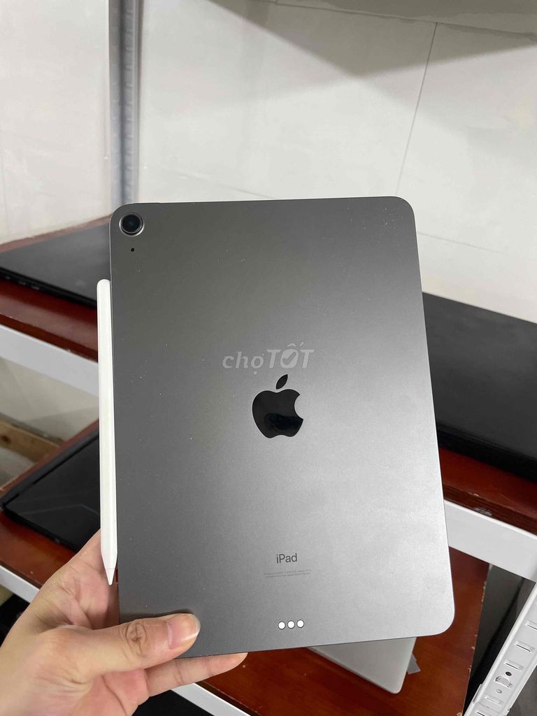 Apple iPad Air 4 64GB Xám. Mua bán Máy tính bảng tại Quận Đống Đa Hà Nội được đăng bởi HQ Computer hình 1