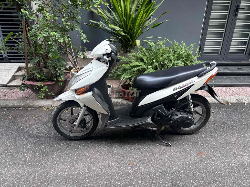 Xe Honda Click. Mua bán Xe máy tại Quận Đống Đa Hà Nội được đăng bởi Hiệp hình 2