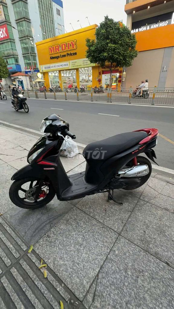 Honda vision 2018 mới 90% Bstp chính chủ. Mua bán Xe máy tại Quận Tân Phú Tp Hồ Chí Minh được đăng bởi Tuanduy hình 6