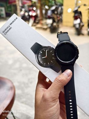 Samsung Watch 4 46mm Classic có vòng xoay. Mua bán Thiết bị đeo thông minh tại Quận Thanh Xuân Hà Nội được đăng bởi Nghĩa