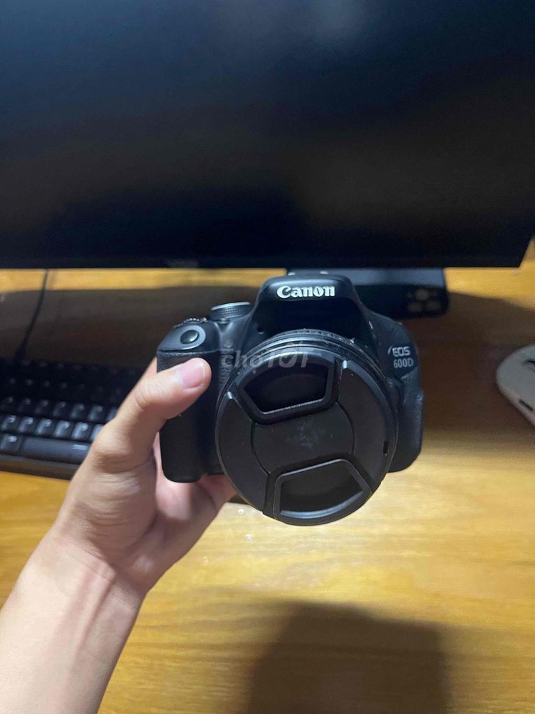 Máy ảnh Canon 600D DSLR Đen. Mua bán Máy ảnh, Máy quay tại Thành phố Dĩ An Bình Dương được đăng bởi Thiên Duck hình 1