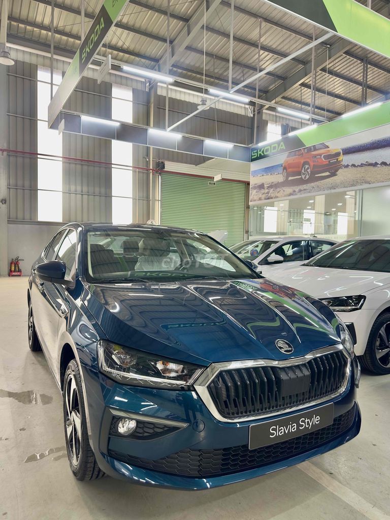 Skoda Slavia Lava Bule. Mua bán Ô tô tại Quận 7 Tp Hồ Chí Minh được đăng bởi Khởi Skoda Miền Nam hình 1