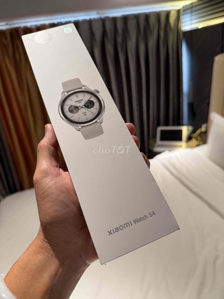 Xiaomi Watch S4 Trắng Như mới Sạc 2 lần. Mua bán Thiết bị đeo thông minh tại Thành phố Đà Lạt Lâm Đồng được đăng bởi Lavie Nguyễn  hình 1
