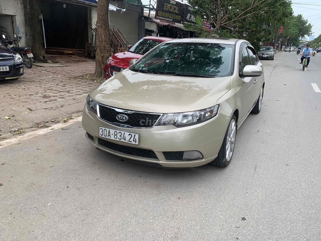 Kia Forte 2011 SX 1.6 MT - 14000 km