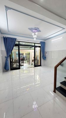 Аренда · 3 комн. · 100 м² · Quận Cẩm Lệ, ул. Phong Bắc 9