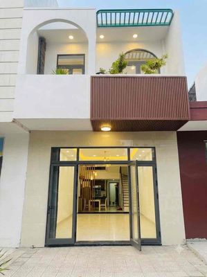 Аренда · 3 комн. · 100 м² · Quận Ngũ Hành Sơn, ул. Đường Khuê Mỹ Đông 7