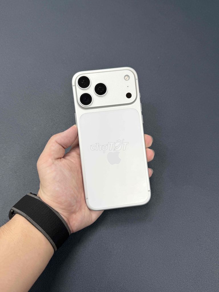 17 Pro Max 256GB Silver Quốc Tế. Mua bán Điện thoại tại Quận Bình Thạnh Tp Hồ Chí Minh được đăng bởi Bảo Long hình 1