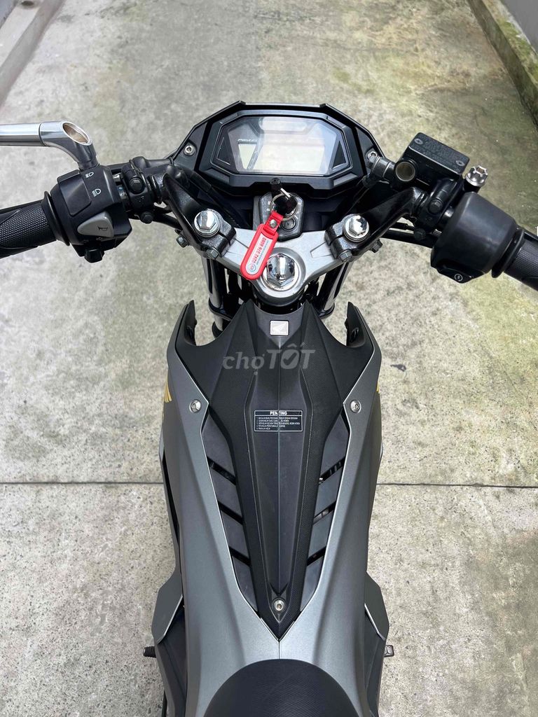 Bán Sonic 150 2018 Xe Đẹp Máy Zin Êm Biển 65 9chủ. Mua bán Xe máy tại Quận Ô Môn Cần Thơ được đăng bởi Huỳnh Thắng hình 4