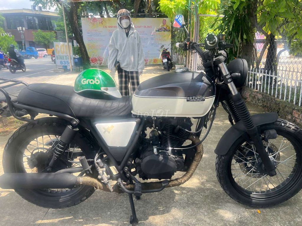 Brixton BX150Fi .phun xăng/đồng hồ điện tử. Mua bán Xe máy tại Quận 7 Tp Hồ Chí Minh được đăng bởi Huy hình 3