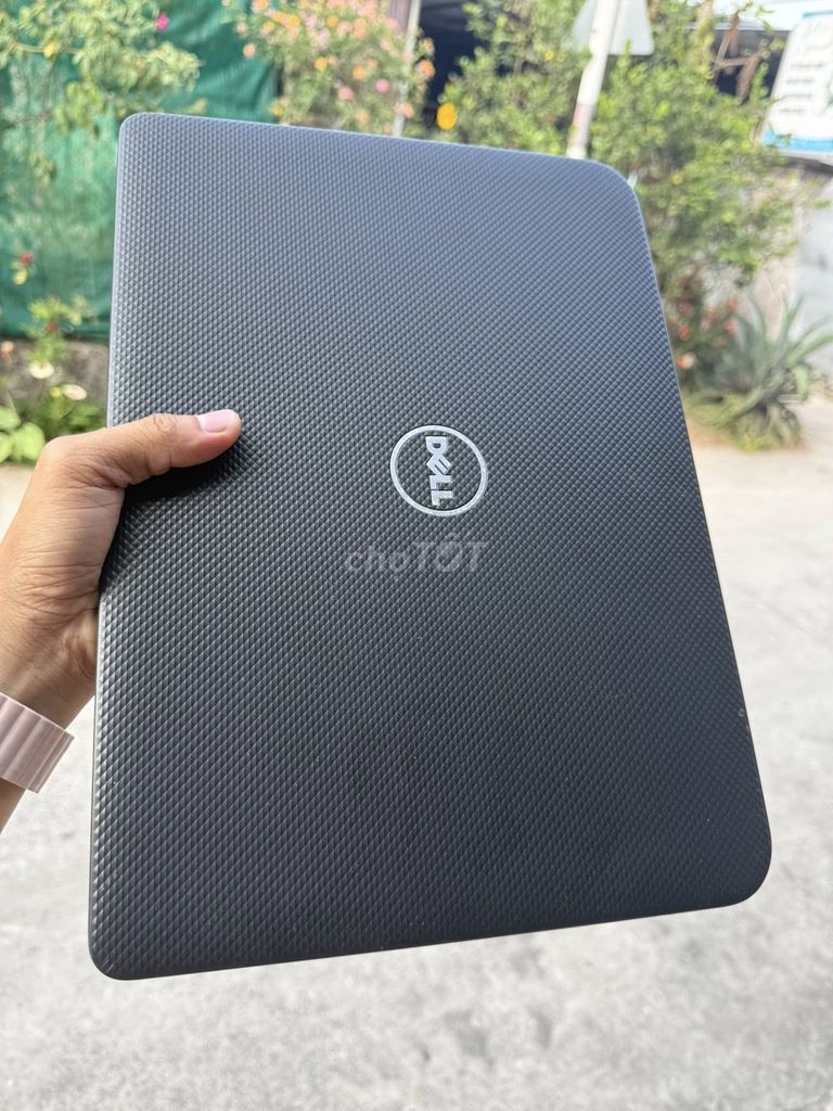 Dell Laptop i3 4GB/500GB 14 inch Đen. Mua bán Laptop tại Thành phố Bến Tre Bến Tre được đăng bởi Máy tính Chí Lãm hình 1