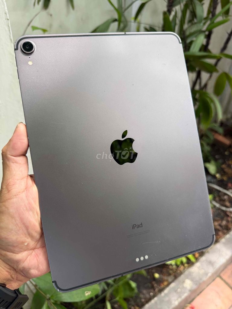 Ipad Pro 2018 4G Wifi 64gb bán hay gl giao lưu. Mua bán Máy tính bảng tại Quận 3 Tp Hồ Chí Minh được đăng bởi Mr Béo Store hình 1