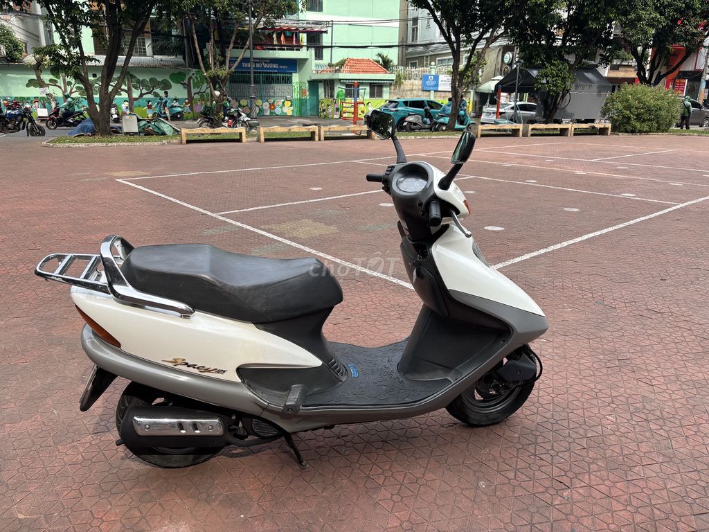 Honda Spacy 125 Nhật Bản đời 2000.. Mua bán Xe máy tại Quận 3 Tp Hồ Chí Minh được đăng bởi  Võ Thanh Hoàng hình 6