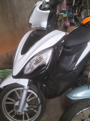 Xe ga Nữ 50cc Trắng Đen
