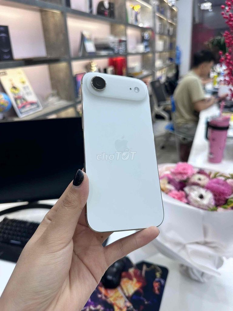 Apple iPhone 17 Air 512GB Trắng. Mua bán Điện thoại tại Quận Cầu Giấy Hà Nội được đăng bởi Táo Hà Nội  hình 1