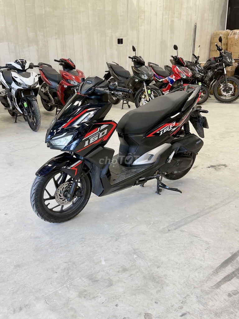 Cần bán Honda Vario 160 – Đăng ký 2023, biển HCM. Mua bán Xe máy tại Thành phố Thủ Đức Tp Hồ Chí Minh được đăng bởi iMotorbike Khang hình 2