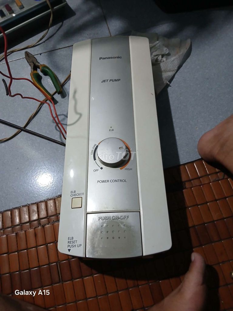 Cần bán chiếc máy tắm nóng lạnh có bơm trợ lực. Mua bán Thiết bị vệ sinh, nhà tắm tại Quận Gò Vấp Tp Hồ Chí Minh được đăng bởi Anh manh hình 1