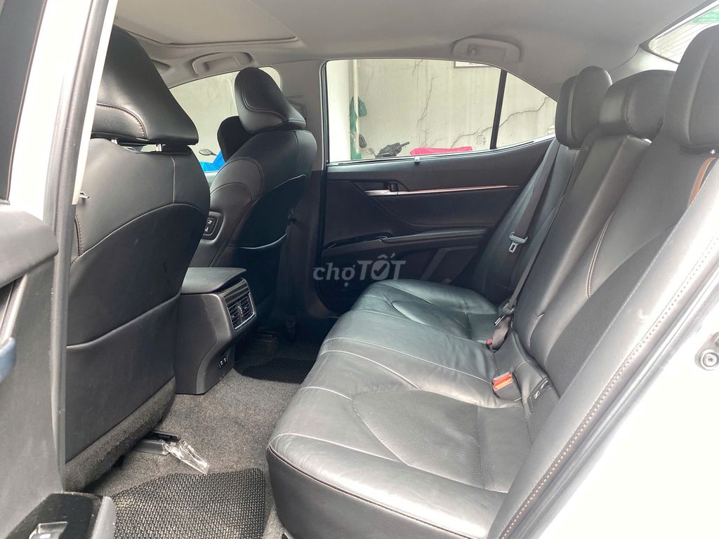 Camry 2021 2.5Q còn thương thảo giá. Mua bán Ô tô tại Quận 7 Tp Hồ Chí Minh được đăng bởi Nguyễn An hình 7