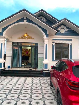Chính chủ cho thuê nhà mái thái diện tích 200m2-nhà mới-có vườn 600m