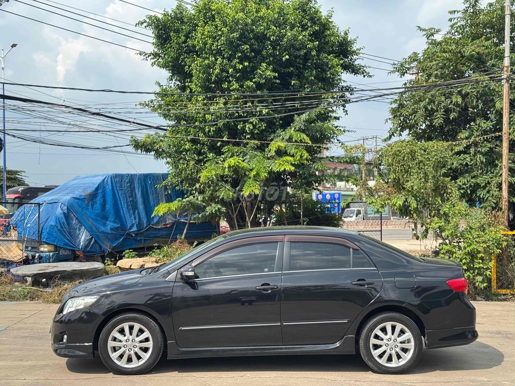 Toyota Corolla Altis 2009 2.0V - 94000 km. Mua bán Ô tô tại Thành phố Thủ Dầu Một Bình Dương được đăng bởi  Trung Tin Used Car hình 1