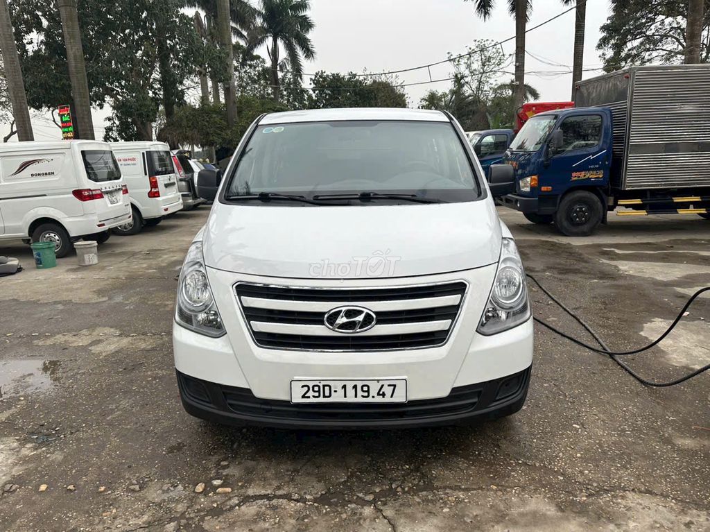 Huyndai Starex sản xuất 2016 - 80000 km. Mua bán Ô tô tại Huyện Đông Anh Hà Nội được đăng bởi siêu thị ô tô Nhật Bắc hình 2