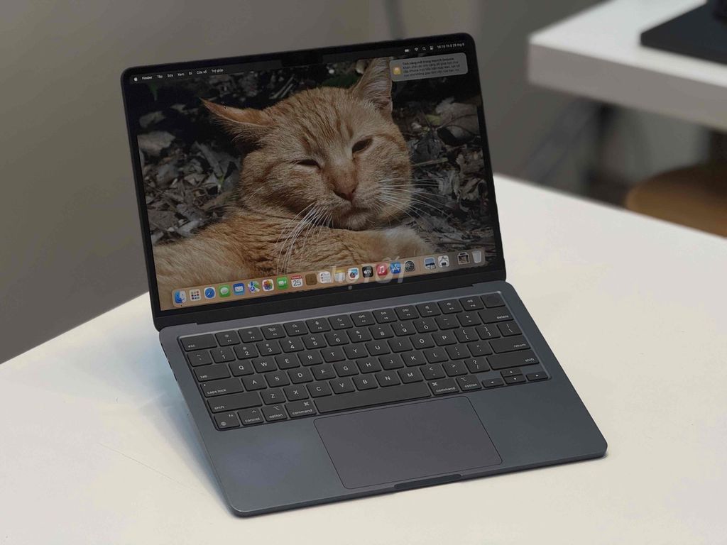 MacBook Air M2 13" 8G Ram / 256G SSD Midnight. Mua bán Laptop tại Quận 10 Tp Hồ Chí Minh được đăng bởi MacBook HiHand hình 1