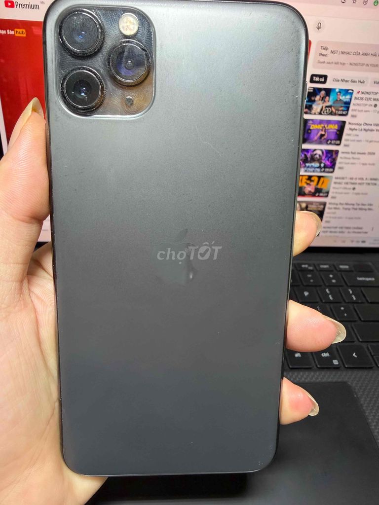 iPhone 11 Pro Max Xám. Mua bán Điện thoại tại Quận Đống Đa Hà Nội được đăng bởi Phương Cách Nguyễn hình 1